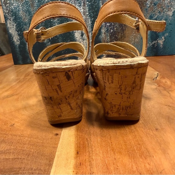 b.o.c. by Born Concept Boho Cross Strap Tan Leather Cork Wedge Sandals: 8 Women - Picture 5 of 11